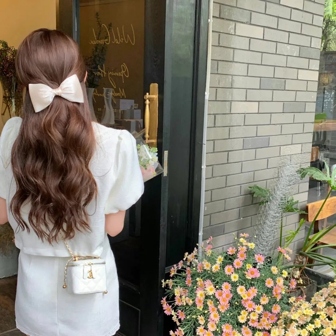 俏女怀春